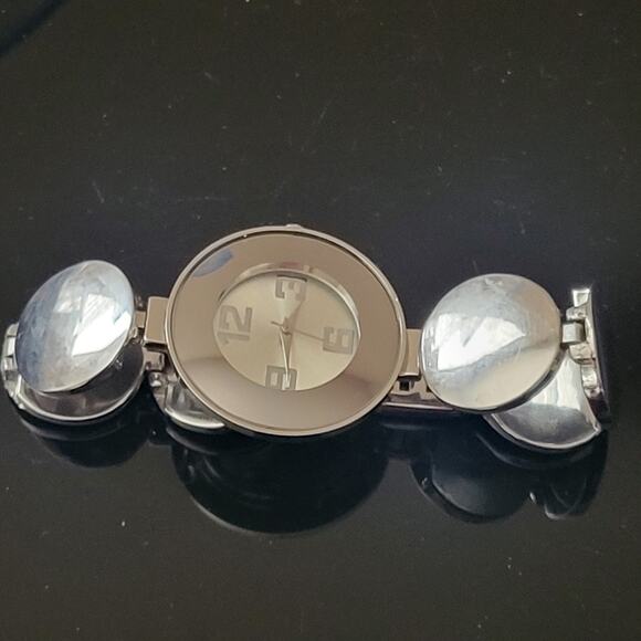 Unbranded Ladies Watch y2k style Silver looking back and watch face BOHO style - Picture 5 of 7